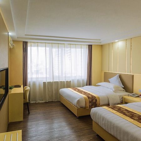 Beiguo Zhichun Business Hotel Manzhouli Exterior foto
